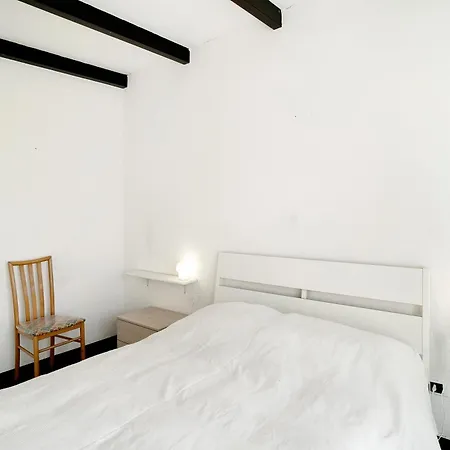 In 2 Andora